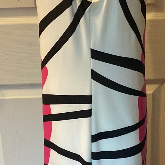 MAGGIE LONDON-FULLY LINED SLEEVELESS SHEATH size 6 PINK/WHTIE - Picture 4 of 10